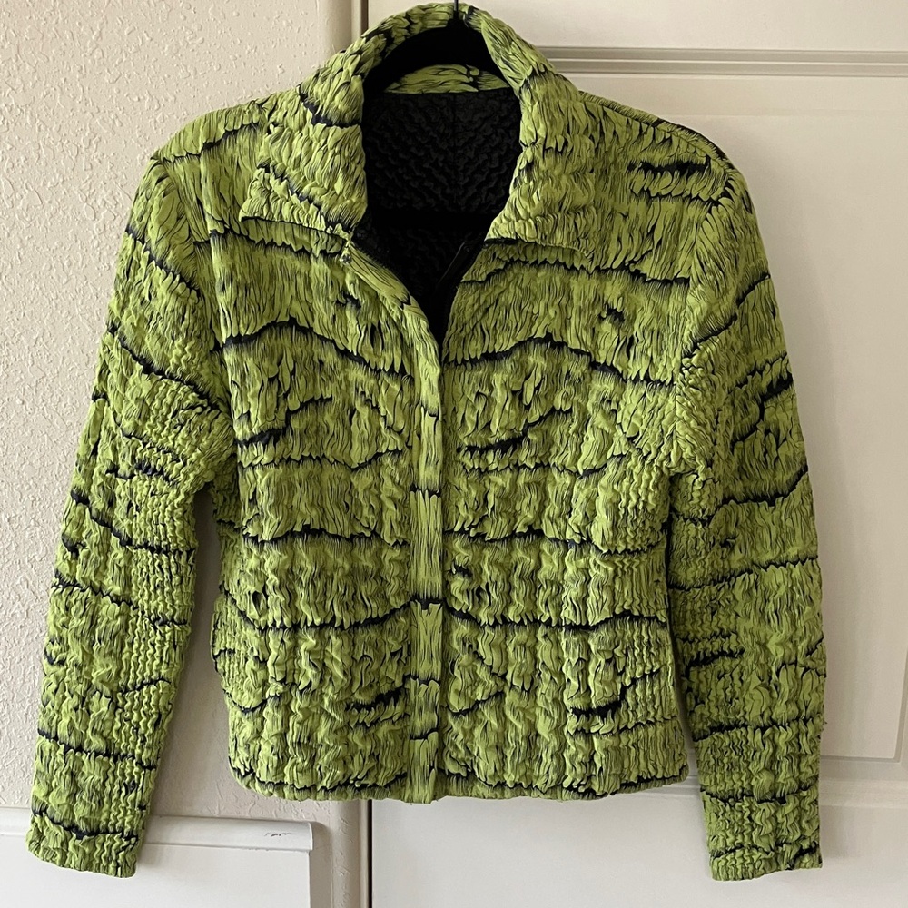 💚Vibrant Green Reversible Women's Teddy Jacket💚